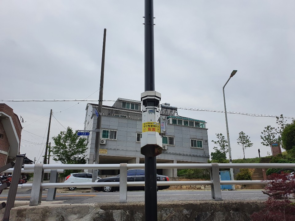 실외용 무인해충퇴치기 스마트키퍼 경남 함안군 공원관리사업소 설치